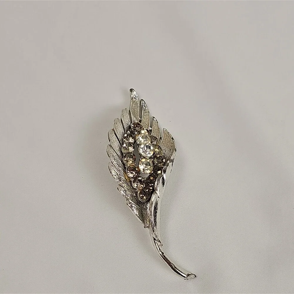 Vintage Coro Feather Rhinestone Brooch Silver Tone Mid Century